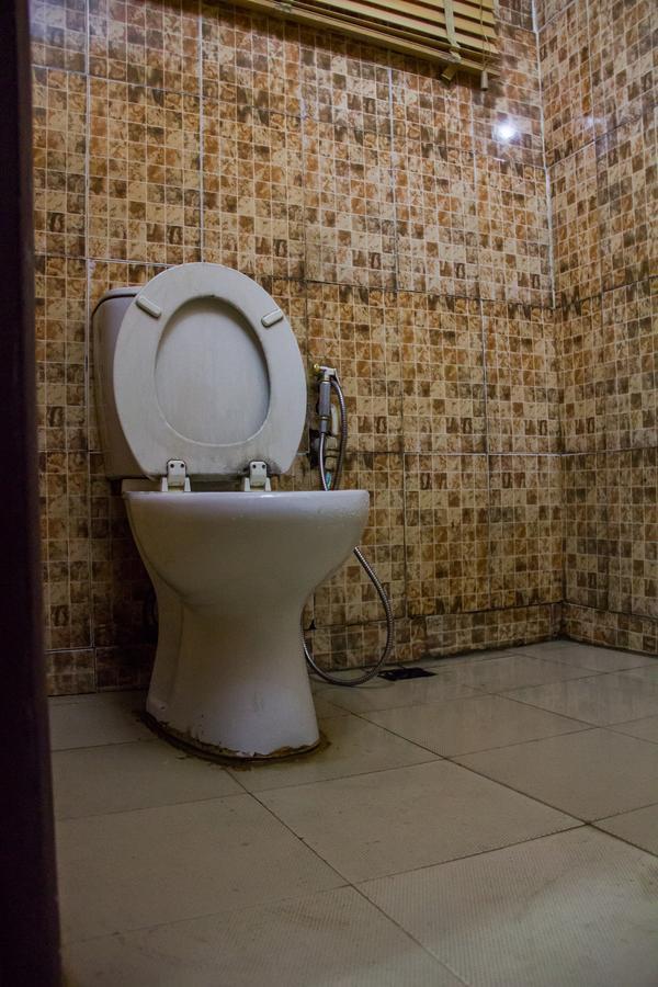 Glasshouse Hotel And Suites Egba エクステリア 写真